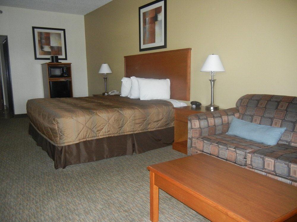 Days Inn By Wyndham Phenix City Near Fort Moore Екстер'єр фото