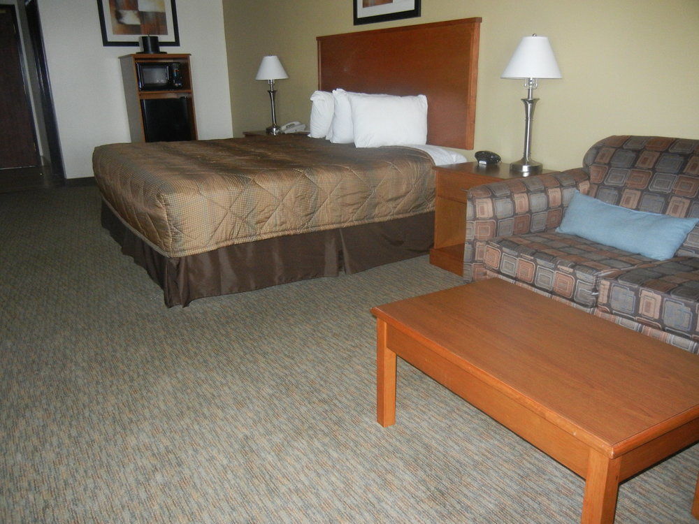Days Inn By Wyndham Phenix City Near Fort Moore Екстер'єр фото